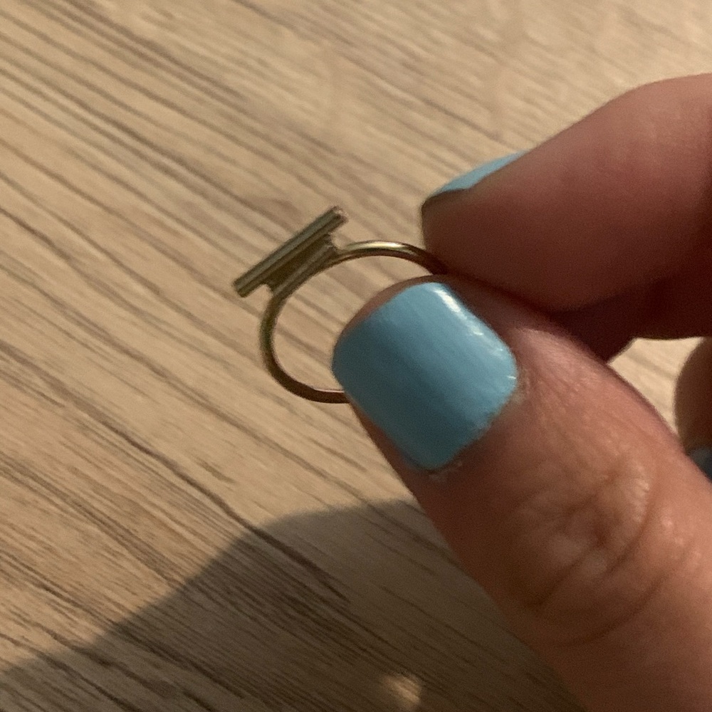 super cute gold pinkie ring